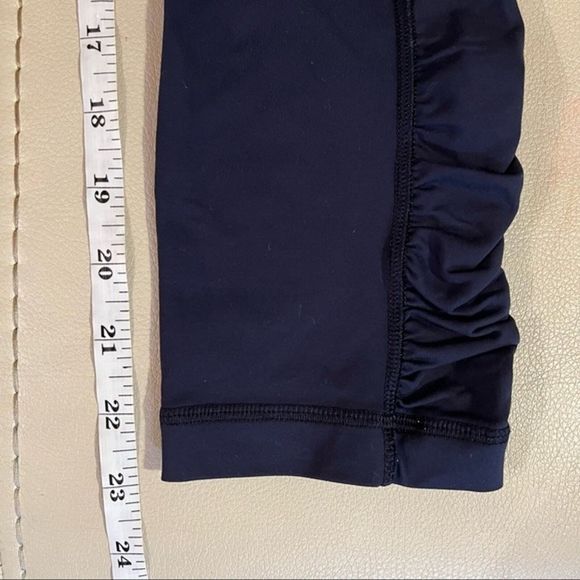 Lululemon Navy Leggings - Picture 4 of 7
